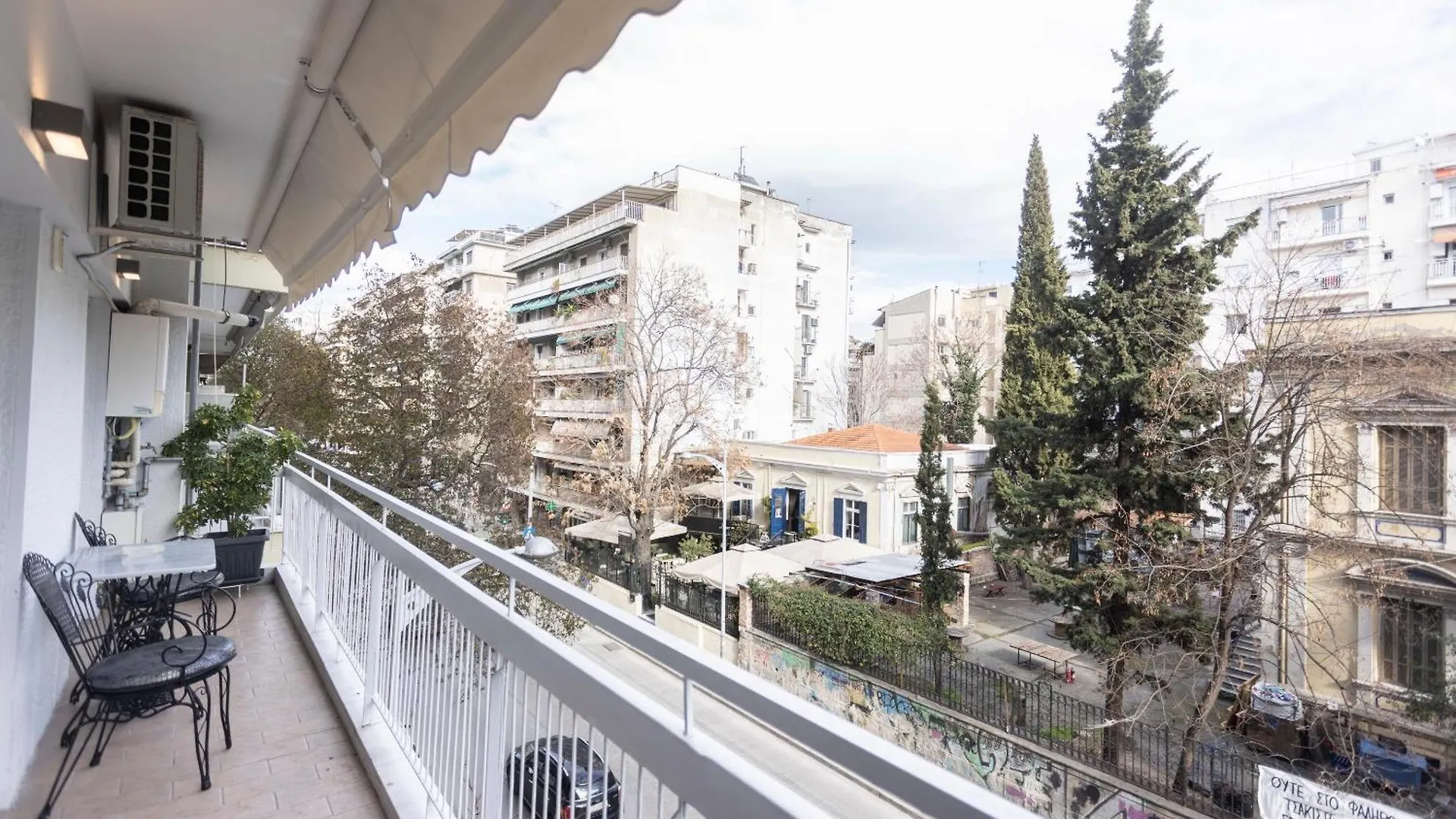 King George 32 Luxury Apartment Thessaloniki Greece