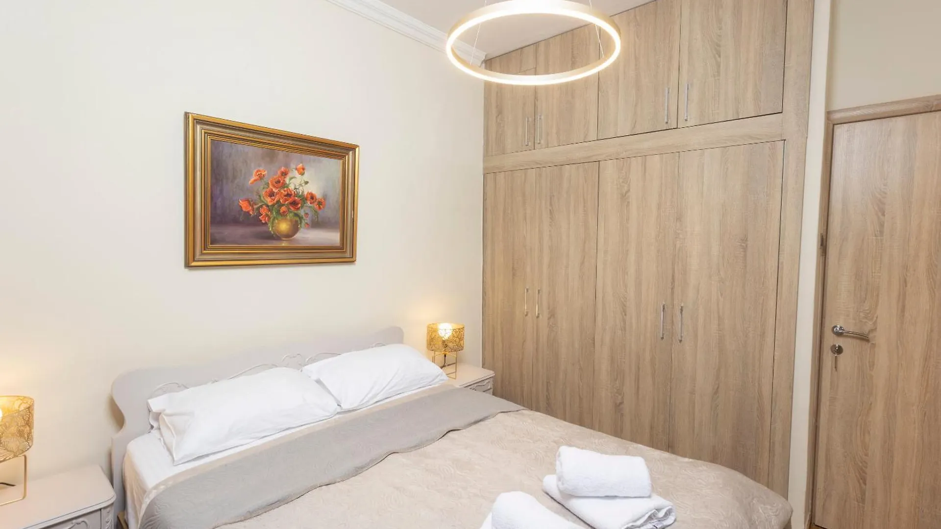 King George 32 Luxury Apartment Thessaloniki