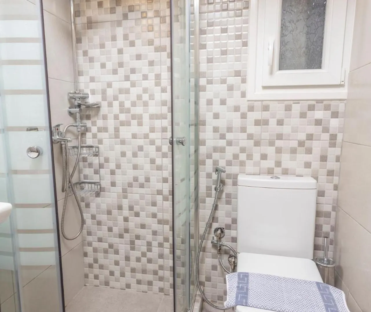 King George 32 Luxury Apartment Thessaloniki Greece
